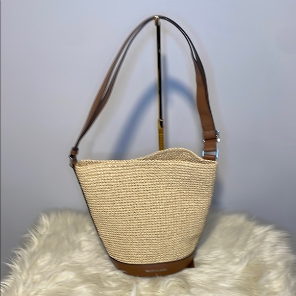 Michael Kors Woven Cream and Tan Shoulder Bag - Picture 1 of 4